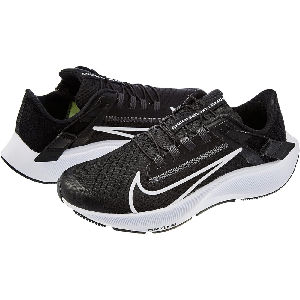 NWT Women’s Nike Air Zoom Pegasus Flyease 38, Size 7.5 wide